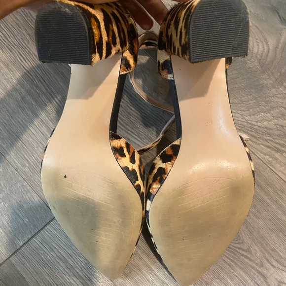 pointed toe heels - Picture 5 of 6